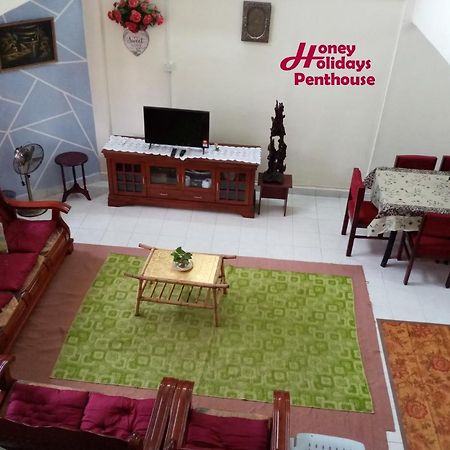 Honey Holiday Penthouse Villa Tanah Rata Esterno foto